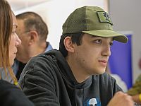 Виткофф встречается в больнице "Ихилов" с освобожденным заложником Иданом Александром
